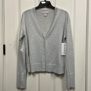 Athleta Light Weight V-neck Cardigan Women’s M with signature thumb holes